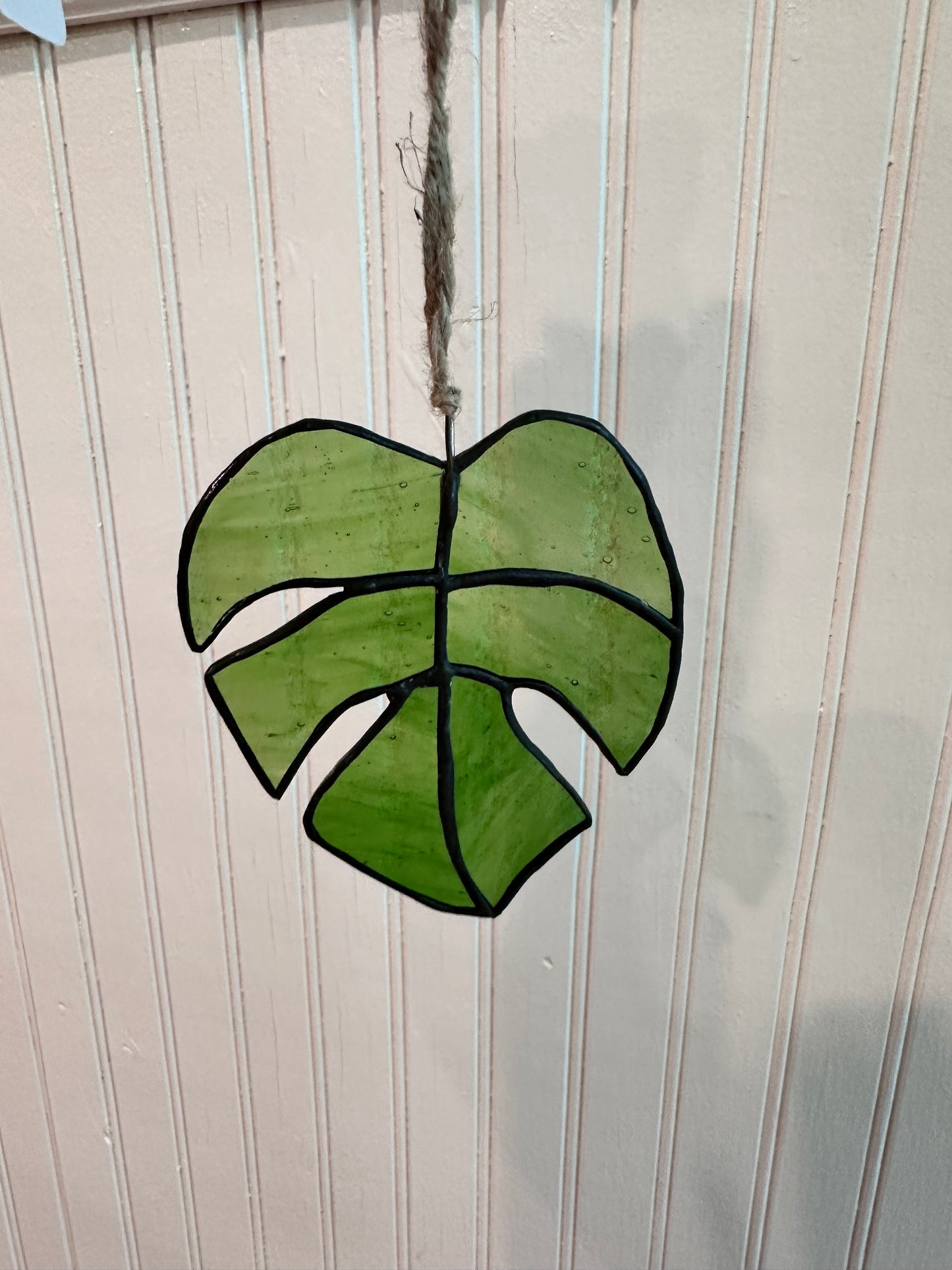 Small Stained Glass Monstera - Green/Black Patina